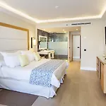 ドリーム グラン タカンデ＆スパ 5* アデヘ